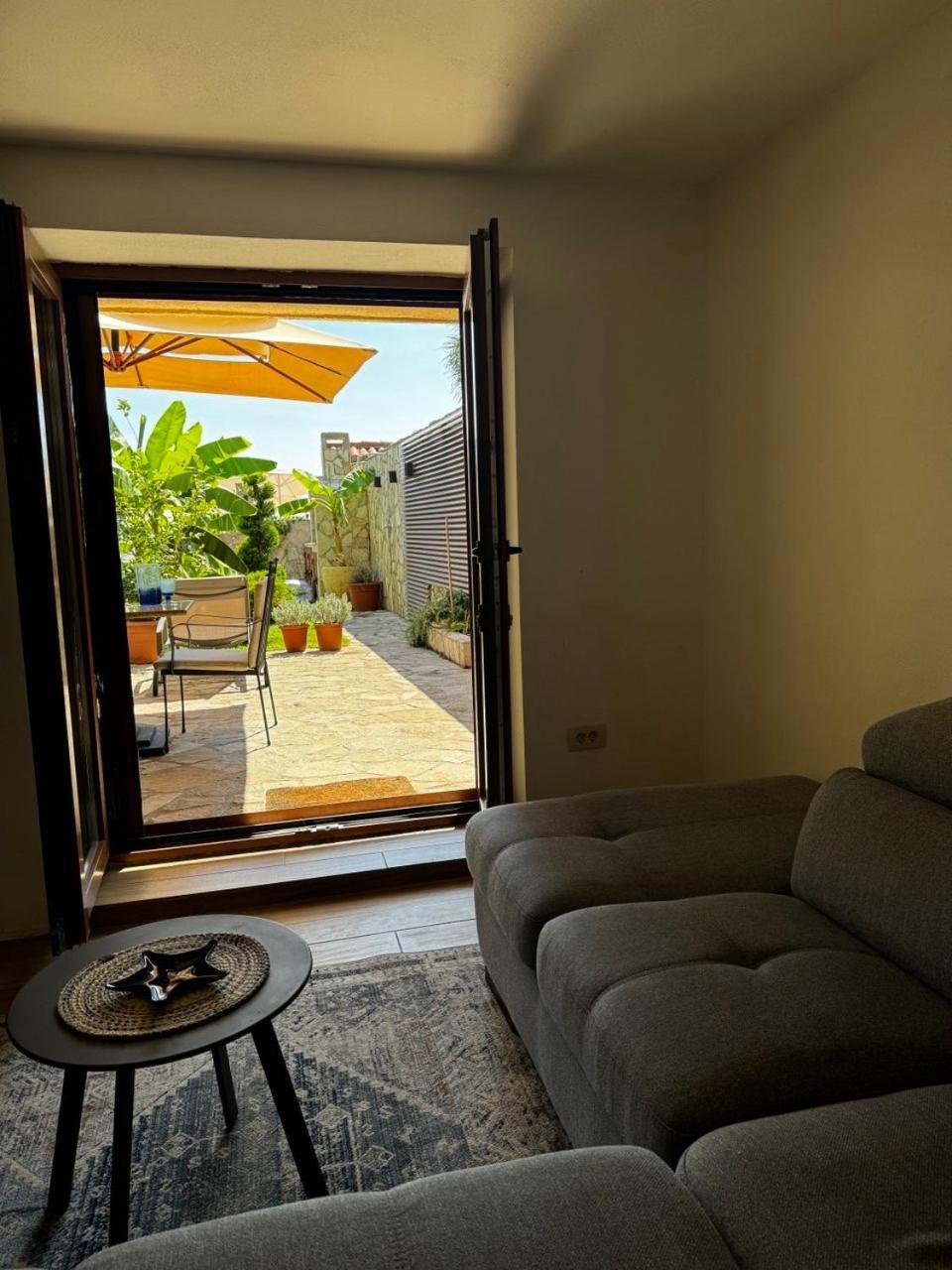 Reina Apartment Petrovac ภายนอก รูปภาพ