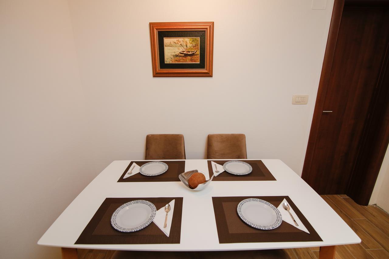 Reina Apartment Petrovac ภายนอก รูปภาพ